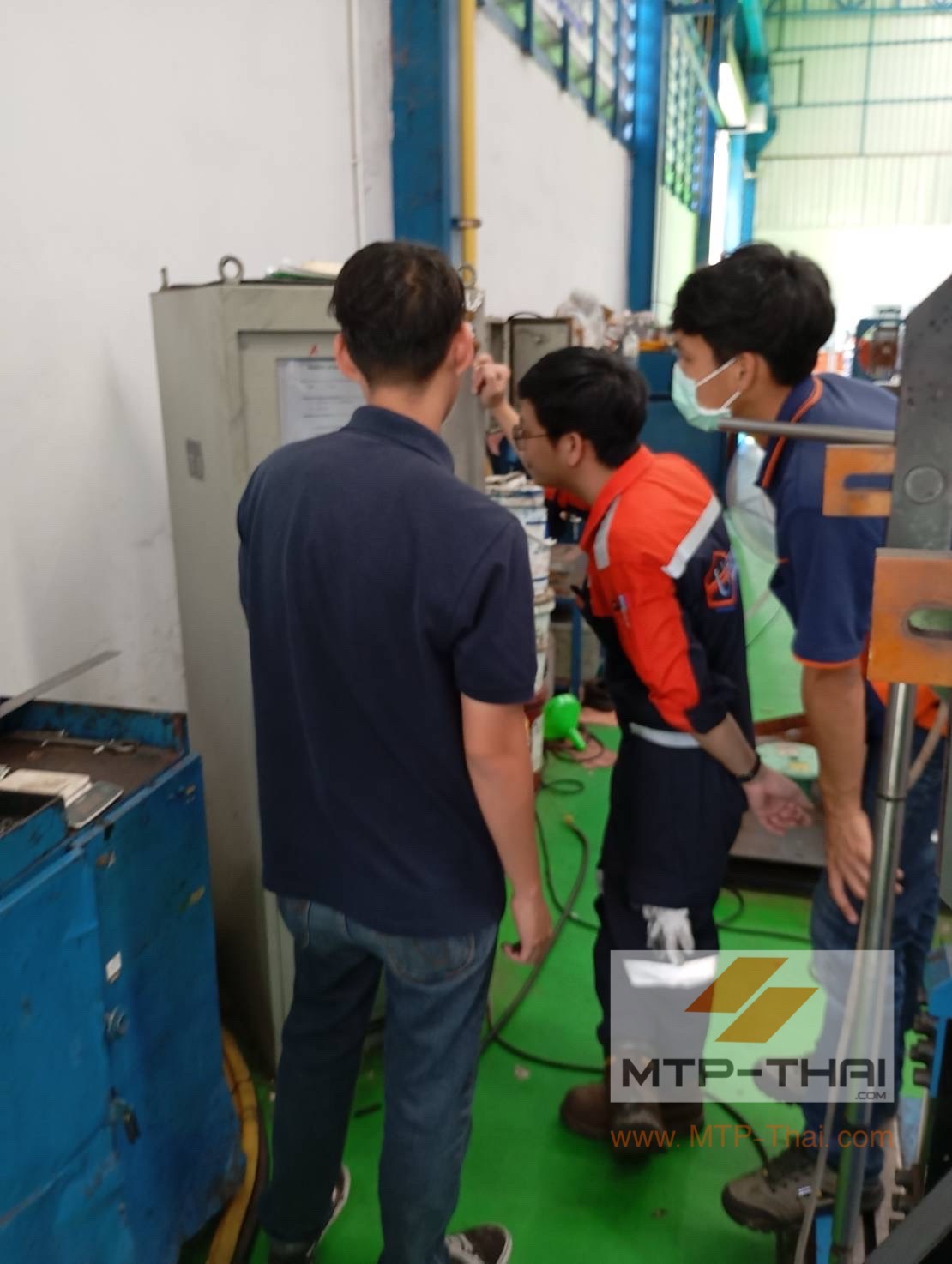 ตรวจเช็กเครื่องบาลานซ์ ยู-เซอร์วิสเซส ขอนแก่น | MTP-Thai ทีมวิศวกร MTP-Thai ตรวจเช็กเครื่องบาลานซ์มอเตอร์ ใบพัด และลูกกลิ้งโรเตอร์ ให้ลูกค้ายู-เซอร์วิสเซส สาขาขอนแก่น
