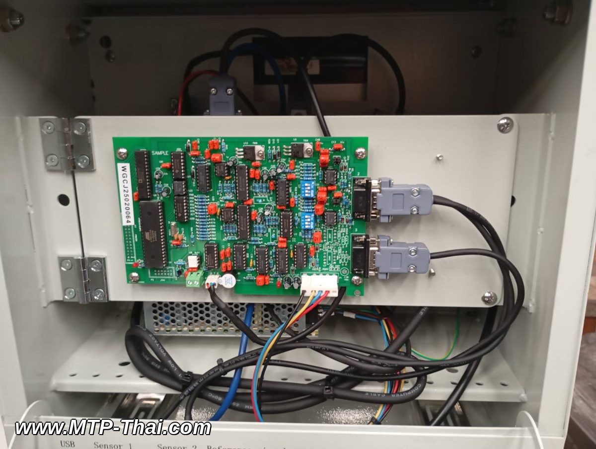 บอร์ดวัดสัญญาณของระบบ JP-580B บริษัท เครื่องจักรกลสยาม
