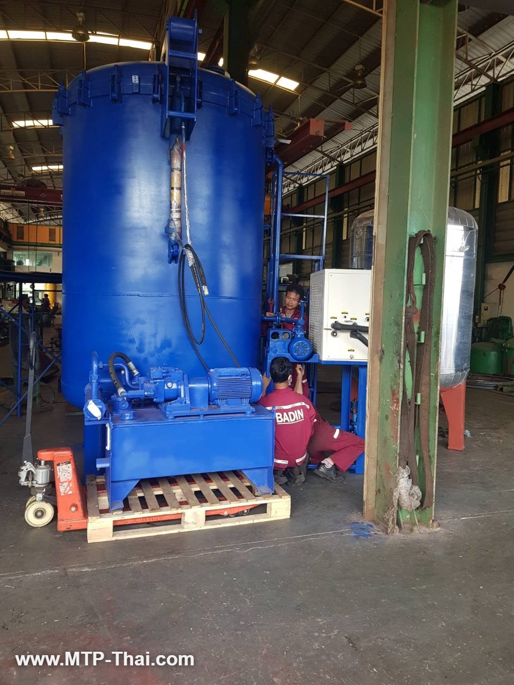 ประกอบระบบ VPI ชุดไฮดรอลิกและ Chiller