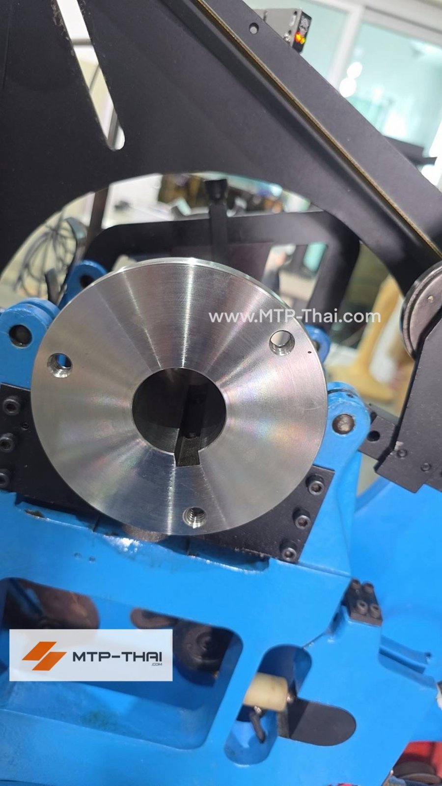 หน้าแปลนและรูเพลาของ Shaft & Impeller ที่นำมาบาลานซ์ หน้าแปลนและรูเพลาของ Shaft & Impeller ที่นำมาบาลานซ์