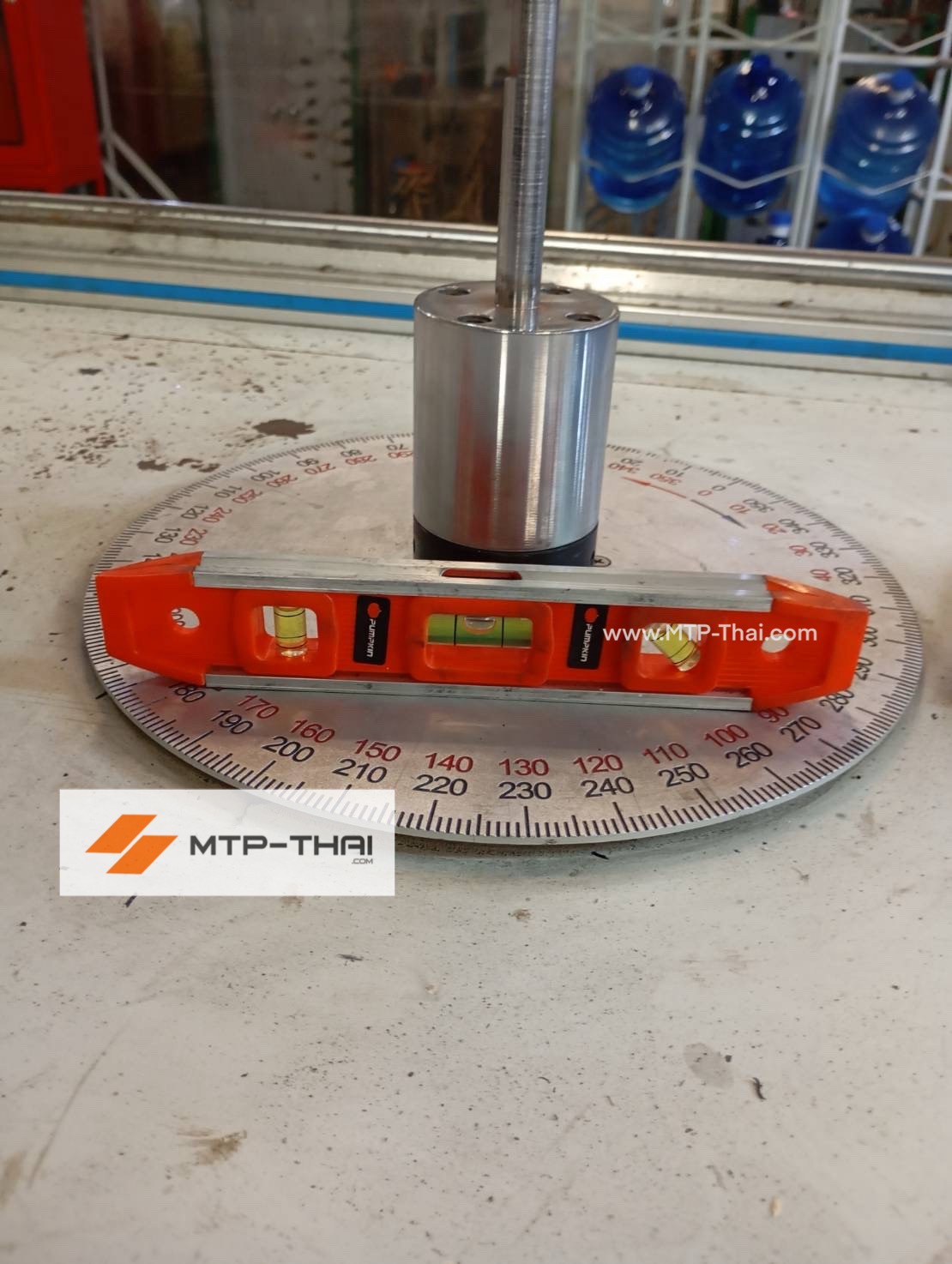 ผู้บริหาร MTP-Thai ตรวจงานติดตั้งเครื่องบาลานซ์ 10 ตัน ร่วมกับลูกค้าบดิณ อินดัสเทรียล เซอร์วิส คุณสงกรานต์ ผู้บริหาร MTP-Thai ลงพื้นที่ดูแลงานติดตั้งเครื่องบาลานซ์ร่วมกับลูกค้าบดิณ อินดัสเทรียล เซอร์วิส