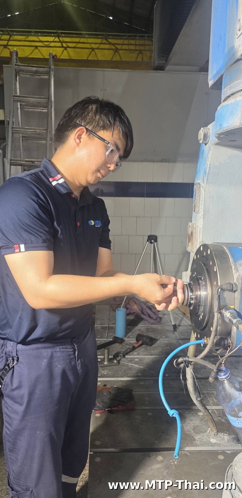 ห้องปั๊มน้ำที่ติดตั้ง Vibration Sensor 5 จุด ที่นิคมอุตสาหกรรมบางชัน ห้องปั๊มน้ำที่ติดตั้ง Vibration Sensor 5 จุด ที่นิคมอุตสาหกรรมบางชัน